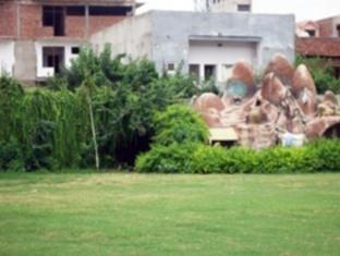 Kedar Dham Hotel Mathura Ngoại thất bức ảnh