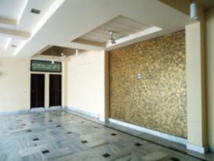 Kedar Dham Hotel Mathura Ngoại thất bức ảnh